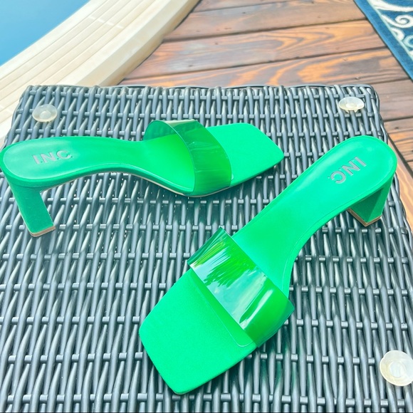 INC SANDAL - Picture 5 of 8